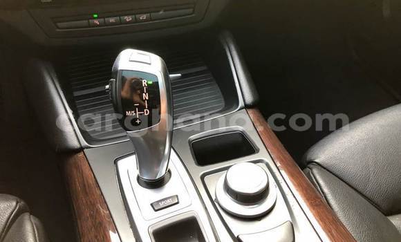 Ra Àlòkù BMW X6 Black Ọkọ̀ in Accra ni Greater Accra Ra Àlòkù BMW X6 Black Ọkọ̀ in Accra ni Greater Accra