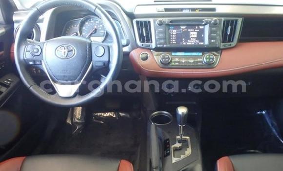 Buy Used Toyota RAV4 White Car in Accra in Greater Accra Buy Used Toyota RAV4 White Car in Accra in Greater Accra