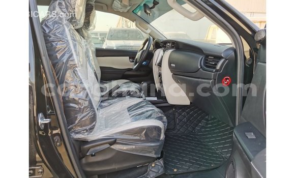Sayi Imported Toyota Fortuner Black Mota in Import - Dubai a Ashanti Sayi Imported Toyota Fortuner Black Mota in Import - Dubai a Ashanti