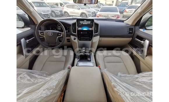 Ra Imported Toyota Land Cruiser funfun Ọkọ̀ in Import - Dubai ni Ashanti Ra Imported Toyota Land Cruiser funfun Ọkọ̀ in Import - Dubai ni Ashanti