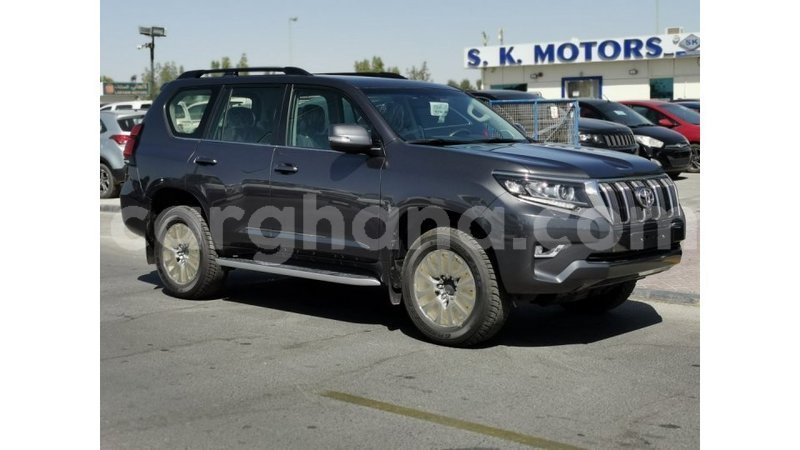 Big with watermark toyota prado ashanti import dubai 15623