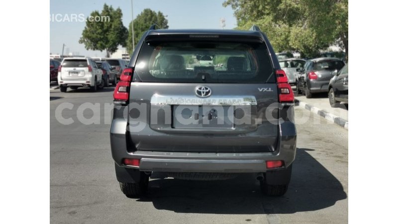 Big with watermark toyota prado ashanti import dubai 15623