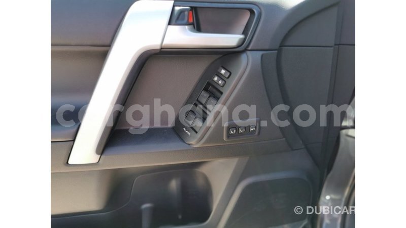 Big with watermark toyota prado ashanti import dubai 15623