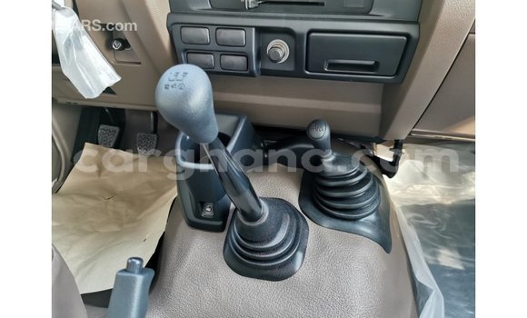 Ra Imported Toyota Land Cruiser funfun Ọkọ̀ in Import - Dubai ni Ashanti Ra Imported Toyota Land Cruiser funfun Ọkọ̀ in Import - Dubai ni Ashanti