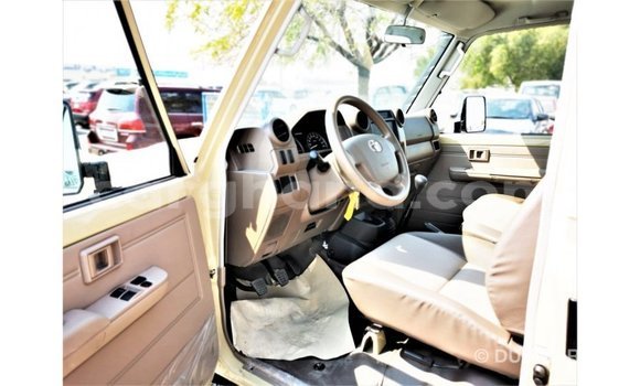 Buy Import Toyota Land Cruiser Beige Car in Import - Dubai in Ashanti Buy Import Toyota Land Cruiser Beige Car in Import - Dubai in Ashanti