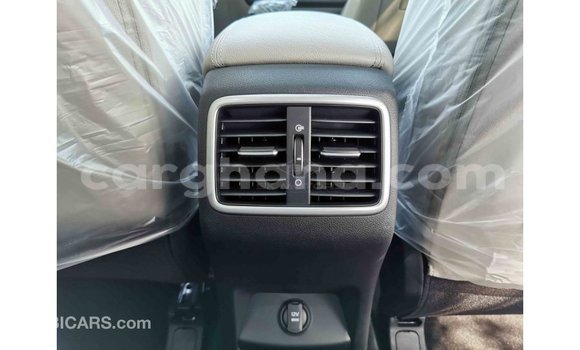 Ra Imported Kia Sportage funfun Ọkọ̀ in Import - Dubai ni Ashanti Ra Imported Kia Sportage funfun Ọkọ̀ in Import - Dubai ni Ashanti