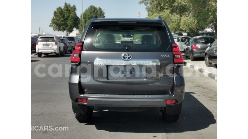 Big with watermark toyota prado ashanti import dubai 15666