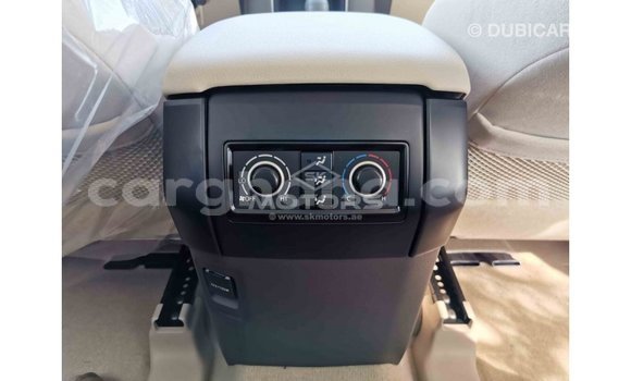 Buy Import Toyota Prado White Car in Import - Dubai in Ashanti Buy Import Toyota Prado White Car in Import - Dubai in Ashanti