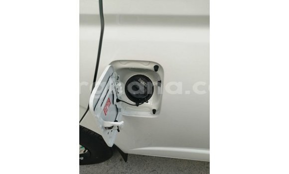 Buy Import Toyota Hiace White Car in Import - Dubai in Ashanti Buy Import Toyota Hiace White Car in Import - Dubai in Ashanti