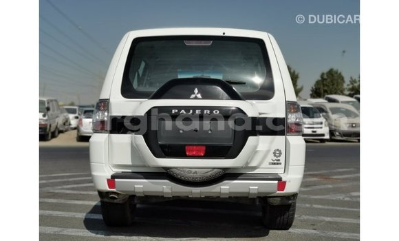 Buy Import Mitsubishi Pajero White Car in Import - Dubai in Ashanti Buy Import Mitsubishi Pajero White Car in Import - Dubai in Ashanti