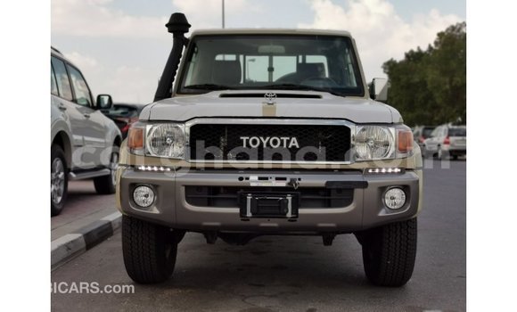 Ra Imported Toyota Land Cruiser Alagara Ọkọ̀ in Import - Dubai ni Ashanti Ra Imported Toyota Land Cruiser Alagara Ọkọ̀ in Import - Dubai ni Ashanti