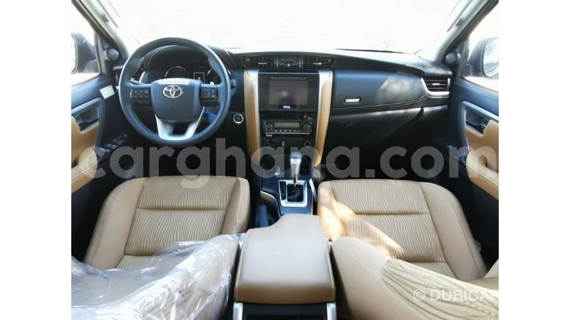 Big with watermark toyota fortuner ashanti import dubai 15763