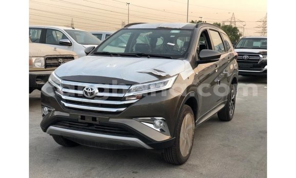Ra Imported Toyota Rush Brown Ọkọ̀ in Import - Dubai ni Ashanti