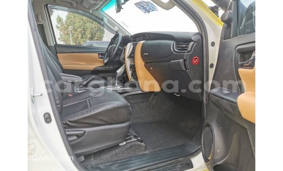 Buy Import Toyota Fortuner Other Car in Import - Dubai in Ashanti Buy Import Toyota Fortuner Other Car in Import - Dubai in Ashanti