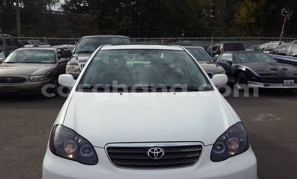 Sayi Na hannu Toyota Corolla White Mota in Accra a Greater Accra Sayi Na hannu Toyota Corolla White Mota in Accra a Greater Accra