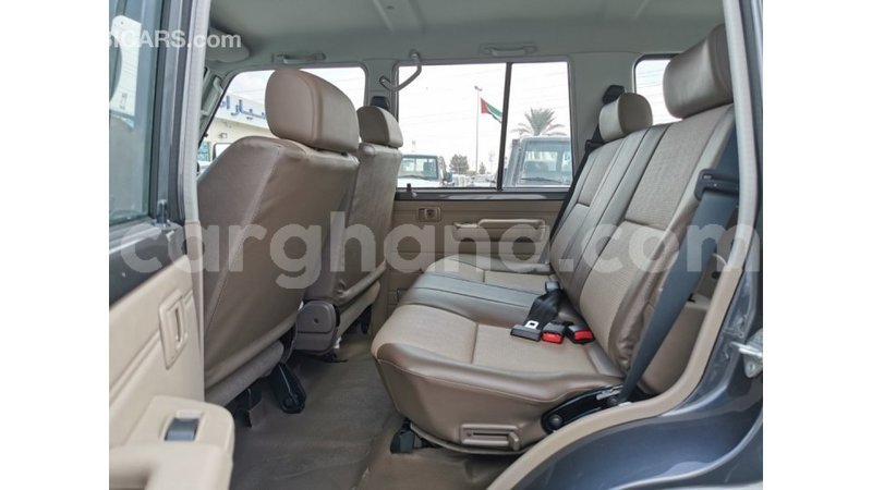 Big with watermark toyota land cruiser ashanti import dubai 15803