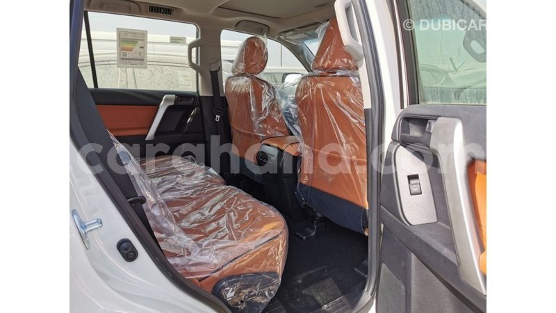 Big with watermark toyota prado ashanti import dubai 15819