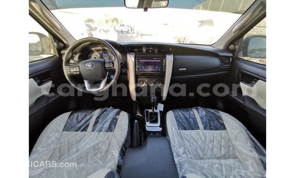 Ra Imported Toyota Fortuner Black Ọkọ̀ in Import - Dubai ni Ashanti Ra Imported Toyota Fortuner Black Ọkọ̀ in Import - Dubai ni Ashanti