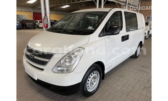 Buy Import Hyundai Accent White Car in Import - Dubai in Ashanti Buy Import Hyundai Accent White Car in Import - Dubai in Ashanti