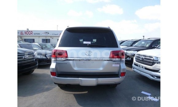 Ra Imported Toyota Land Cruiser Miiran Ọkọ̀ in Import - Dubai ni Ashanti Ra Imported Toyota Land Cruiser Miiran Ọkọ̀ in Import - Dubai ni Ashanti