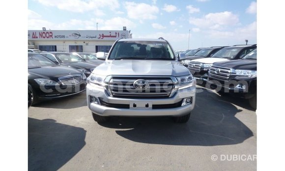 Ra Imported Toyota Land Cruiser Miiran Ọkọ̀ in Import - Dubai ni Ashanti Ra Imported Toyota Land Cruiser Miiran Ọkọ̀ in Import - Dubai ni Ashanti