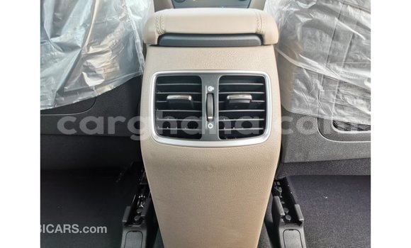 Buy Import Hyundai Tucson White Car in Import - Dubai in Ashanti Buy Import Hyundai Tucson White Car in Import - Dubai in Ashanti