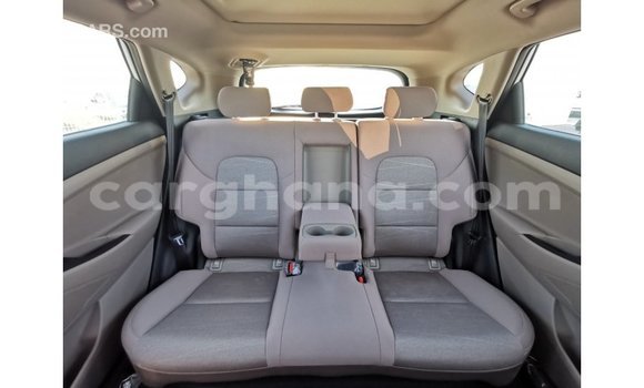 Buy Import Hyundai Tucson White Car in Import - Dubai in Ashanti Buy Import Hyundai Tucson White Car in Import - Dubai in Ashanti