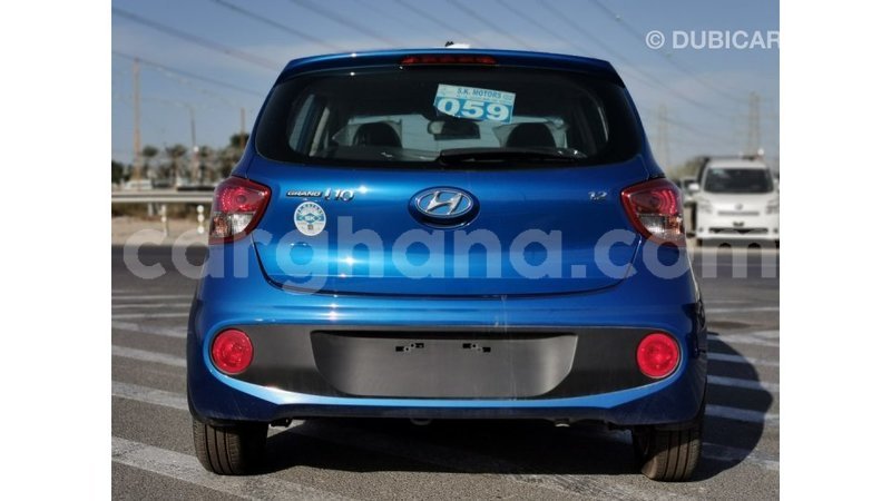 Big with watermark hyundai i10 ashanti import dubai 15920