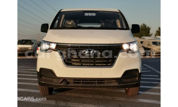 Buy Import Hyundai Accent White Car in Import - Dubai in Ashanti Buy Import Hyundai Accent White Car in Import - Dubai in Ashanti