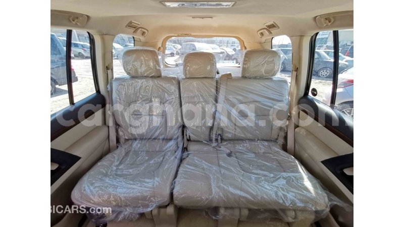 Big with watermark toyota land cruiser ashanti import dubai 15955