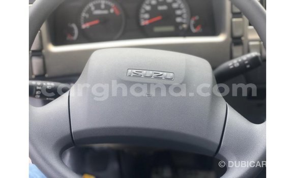 Sayi Imported Isuzu NPR White Babbar mota in Import - Dubai a Ashanti Sayi Imported Isuzu NPR White Babbar mota in Import - Dubai a Ashanti