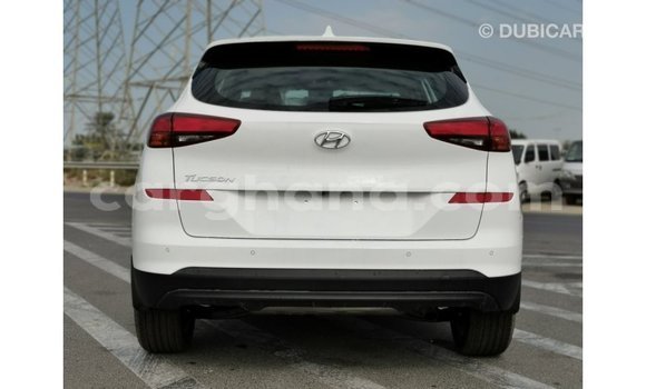 Buy Import Hyundai Tucson White Car in Import - Dubai in Ashanti Buy Import Hyundai Tucson White Car in Import - Dubai in Ashanti