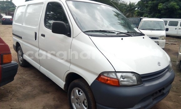 Sayi Na hannu Toyota Hiace White Mota in Sekondi–Takoradi Metropolitan a Yamma