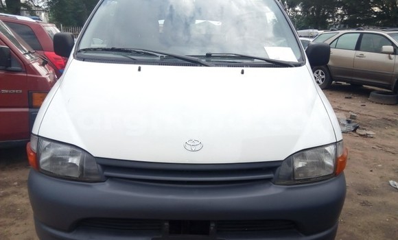 Buy Used Toyota Hiace White Car in Sekondi–Takoradi Metropolitan in Western Buy Used Toyota Hiace White Car in Sekondi–Takoradi Metropolitan in Western