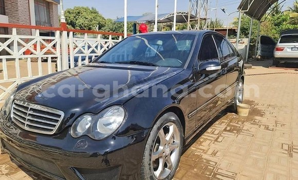 Buy Used Mercedes-Benz C-Classe Black Car in Sekondi–Takoradi Metropolitan in Western Buy Used Mercedes-Benz C-Classe Black Car in Sekondi–Takoradi Metropolitan in Western
