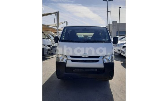 Ra Imported Toyota Hiace funfun Ọkọ̀ in Import - Dubai ni Ashanti Ra Imported Toyota Hiace funfun Ọkọ̀ in Import - Dubai ni Ashanti