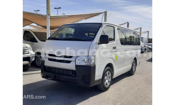 Ra Imported Toyota Hiace funfun Ọkọ̀ in Import - Dubai ni Ashanti Ra Imported Toyota Hiace funfun Ọkọ̀ in Import - Dubai ni Ashanti