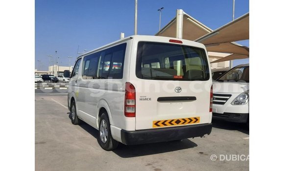 Ra Imported Toyota Hiace funfun Ọkọ̀ in Import - Dubai ni Ashanti Ra Imported Toyota Hiace funfun Ọkọ̀ in Import - Dubai ni Ashanti