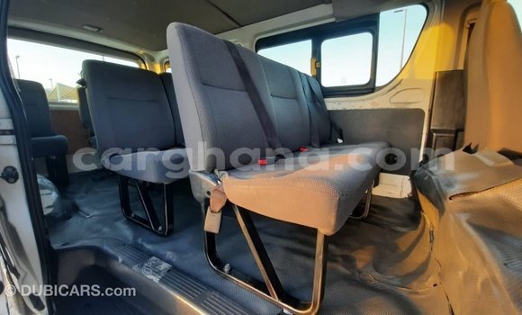 Ra Imported Toyota Hiace funfun Ọkọ̀ in Import - Dubai ni Ashanti Ra Imported Toyota Hiace funfun Ọkọ̀ in Import - Dubai ni Ashanti