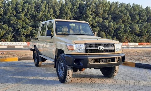 Ra Imported Toyota Land Cruiser Brown Ọkọ̀ in Import - Dubai ni Ashanti Ra Imported Toyota Land Cruiser Brown Ọkọ̀ in Import - Dubai ni Ashanti