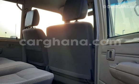 Ra Imported Toyota Land Cruiser Brown Ọkọ̀ in Import - Dubai ni Ashanti Ra Imported Toyota Land Cruiser Brown Ọkọ̀ in Import - Dubai ni Ashanti
