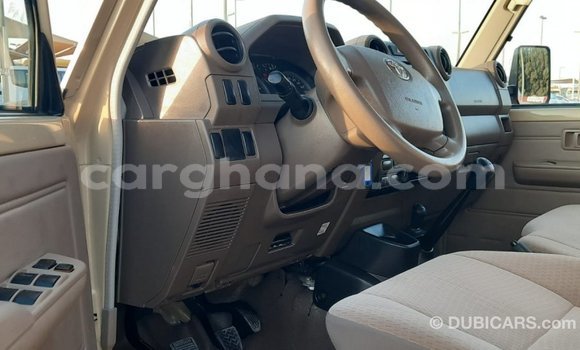 Ra Imported Toyota Land Cruiser Brown Ọkọ̀ in Import - Dubai ni Ashanti Ra Imported Toyota Land Cruiser Brown Ọkọ̀ in Import - Dubai ni Ashanti