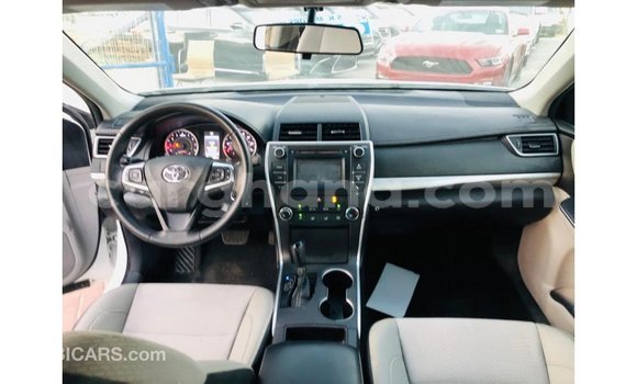 Sayi Imported Toyota Camry White Mota in Import - Dubai a Ashanti Sayi Imported Toyota Camry White Mota in Import - Dubai a Ashanti