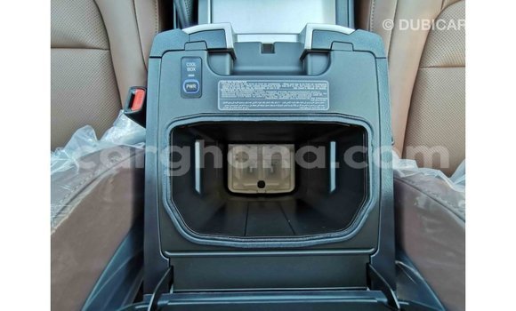 Ra Imported Toyota Land Cruiser Black Ọkọ̀ in Import - Dubai ni Ashanti Ra Imported Toyota Land Cruiser Black Ọkọ̀ in Import - Dubai ni Ashanti