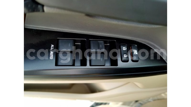 Big with watermark toyota land cruiser ashanti import dubai 16026