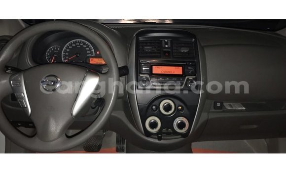 Buy Used Nissan Sunny White Car in Accra in Greater Accra Buy Used Nissan Sunny White Car in Accra in Greater Accra