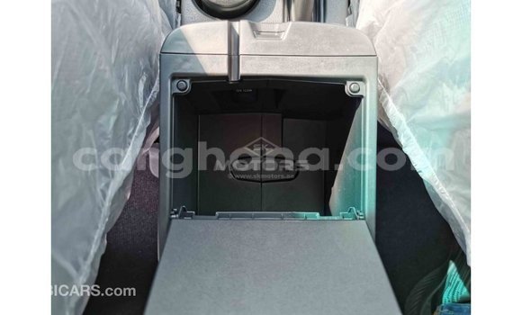 Sayi Imported Mitsubishi L200 White Mota in Import - Dubai a Ashanti Sayi Imported Mitsubishi L200 White Mota in Import - Dubai a Ashanti