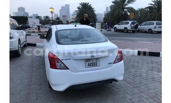 Buy Used Nissan Sunny White Car in Accra in Greater Accra Buy Used Nissan Sunny White Car in Accra in Greater Accra