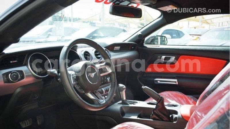 Big with watermark ford mustang ashanti import dubai 16076