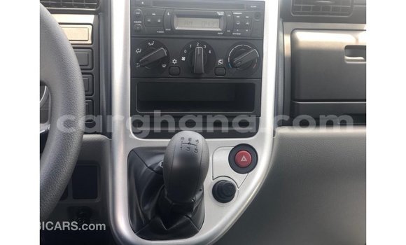 Buy Import Mitsubishi Carisma White Car in Import - Dubai in Ashanti Buy Import Mitsubishi Carisma White Car in Import - Dubai in Ashanti